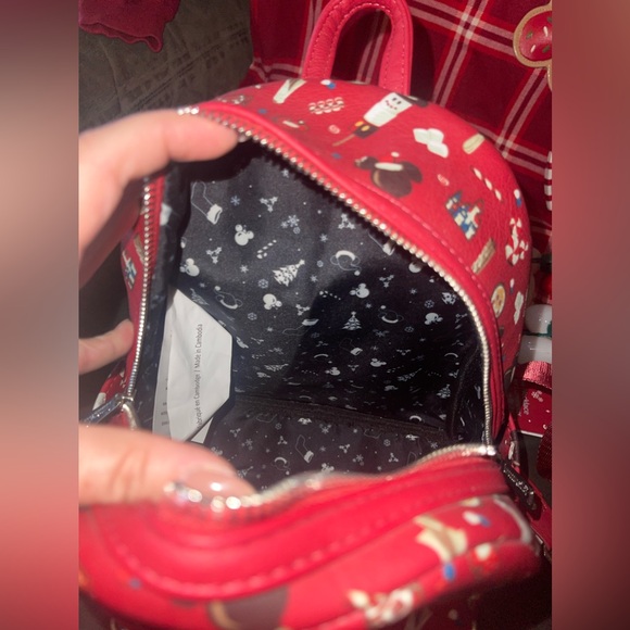 Disney parks Loungefly Christmas holiday snacks set - Picture 5 of 11